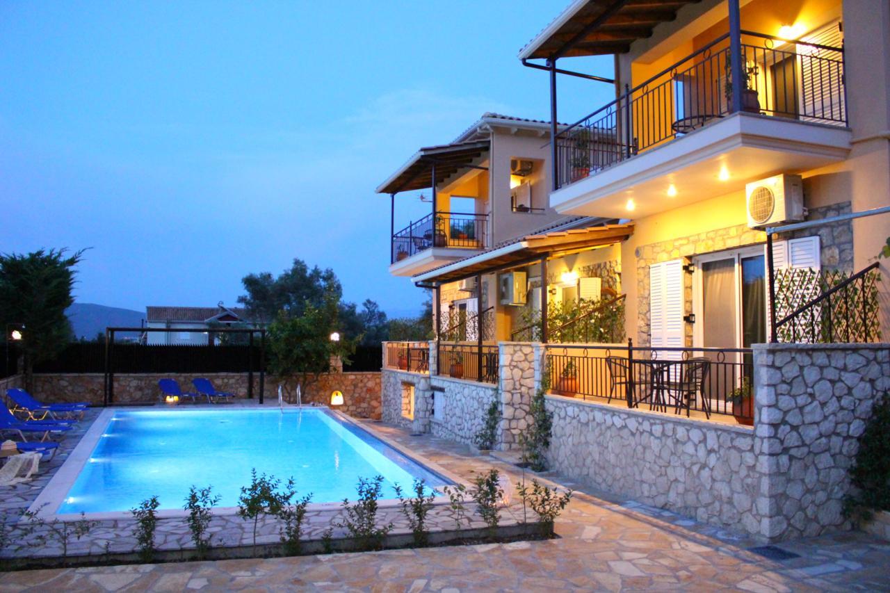 Lefkáda Alkionis Pool View Apartments מראה חיצוני תמונה