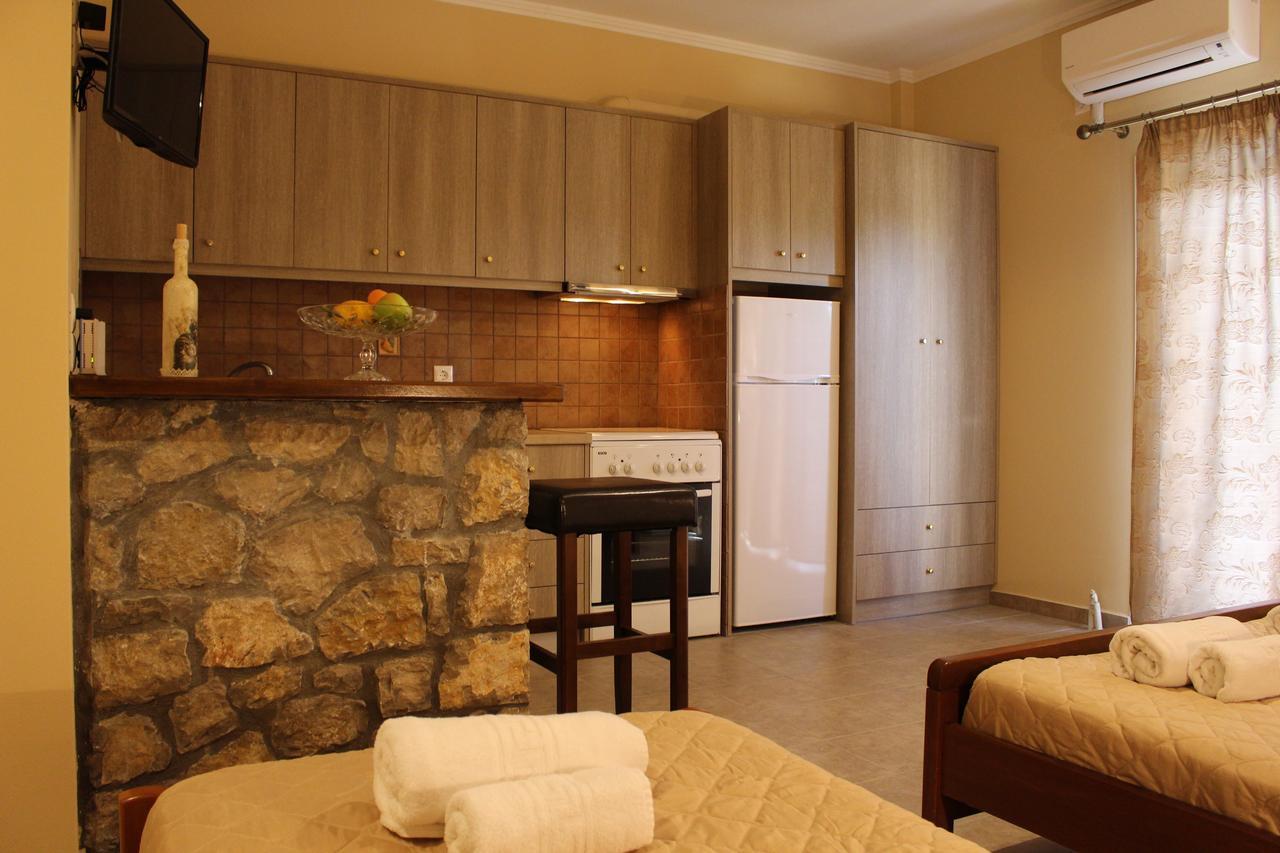 Lefkáda Alkionis Pool View Apartments מראה חיצוני תמונה