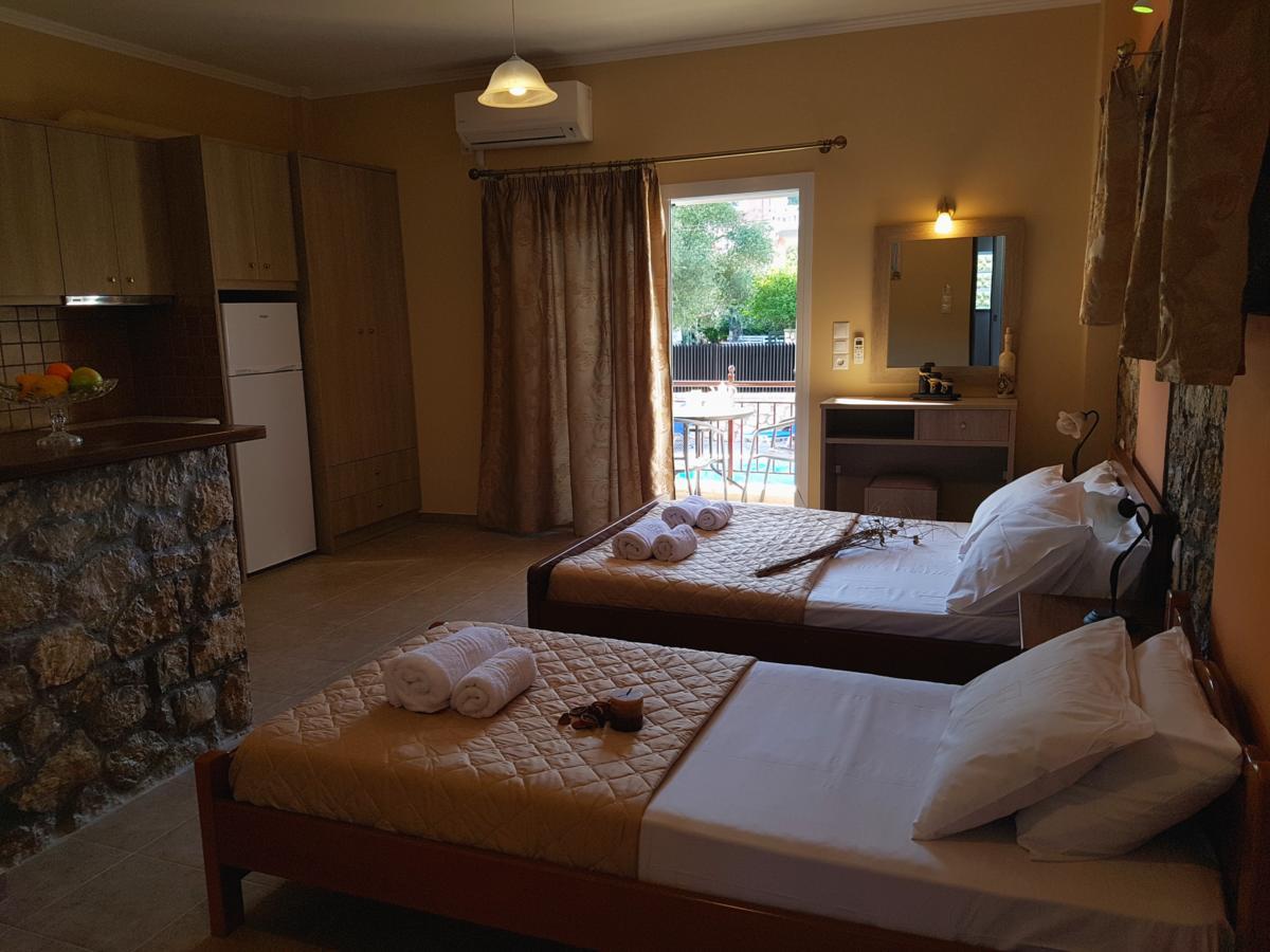 Lefkáda Alkionis Pool View Apartments מראה חיצוני תמונה