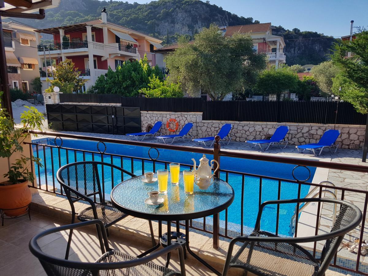 Lefkáda Alkionis Pool View Apartments מראה חיצוני תמונה