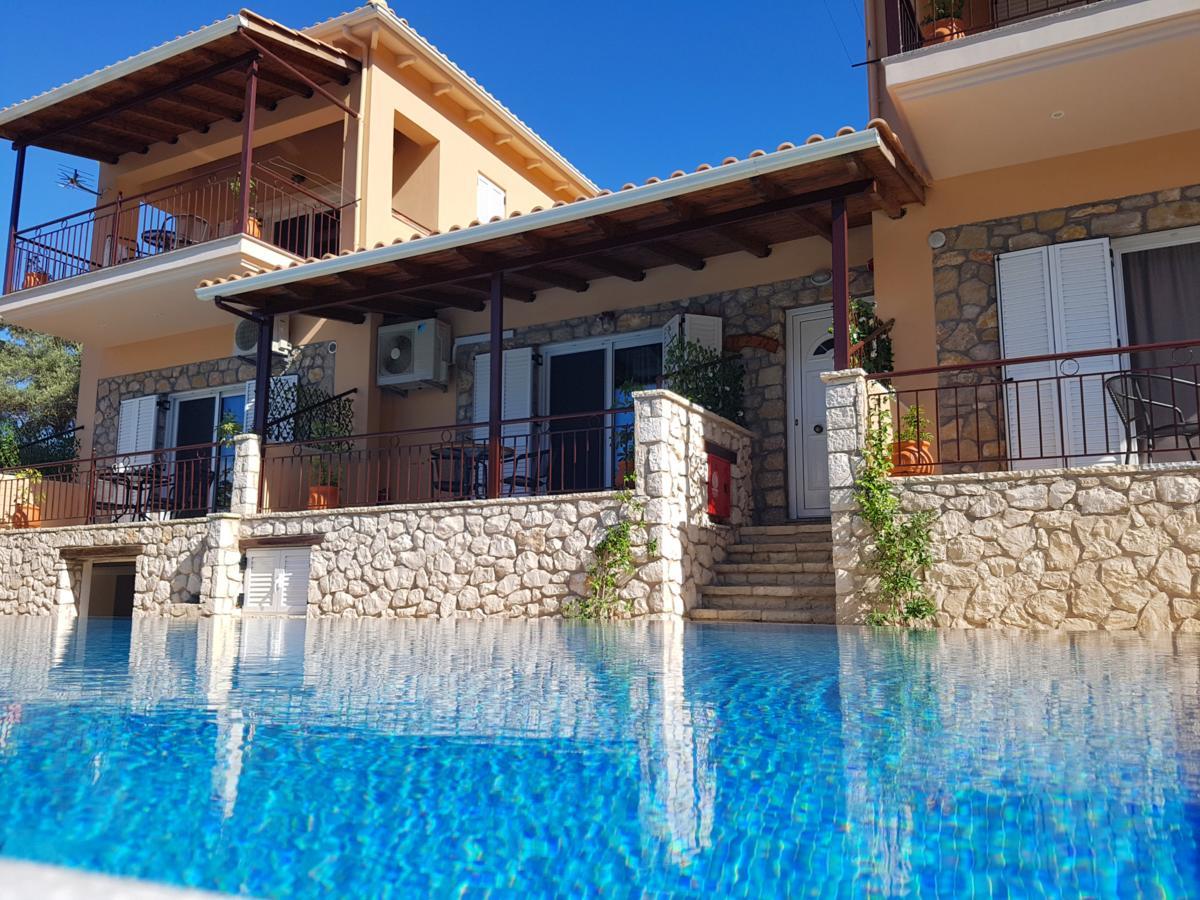 Lefkáda Alkionis Pool View Apartments מראה חיצוני תמונה