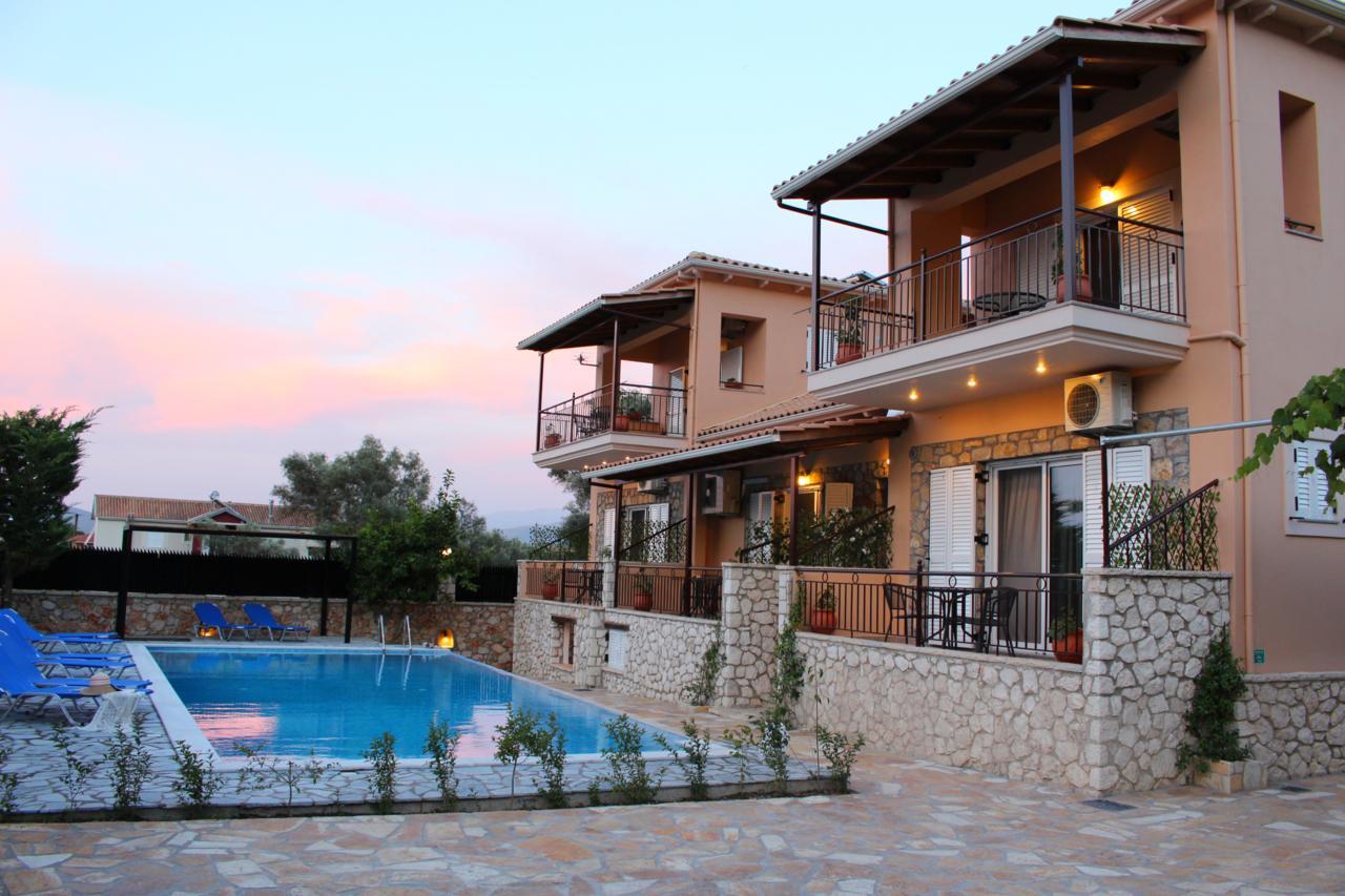 Lefkáda Alkionis Pool View Apartments מראה חיצוני תמונה